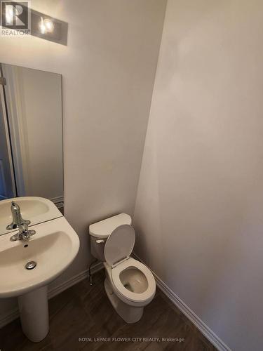 7432 Baycrest Common, Niagara Falls, ON - Indoor Photo Showing Bathroom