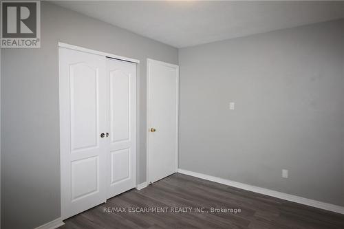 4 Purnell Drive, Hamilton, ON - Indoor Photo Showing Other Room