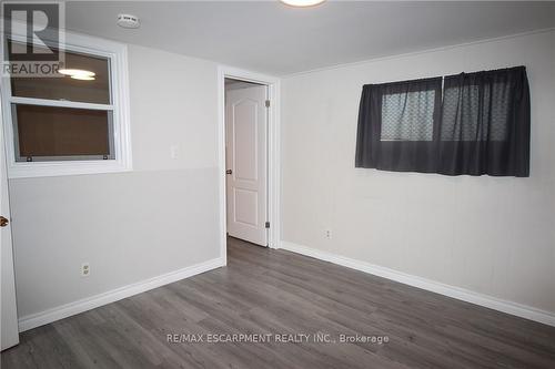 4 Purnell Drive, Hamilton, ON - Indoor Photo Showing Other Room