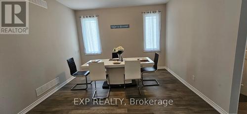 7878 Seabiscuit Drive, Niagara Falls, ON - Indoor Photo Showing Dining Room