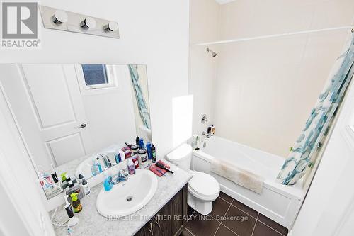 11 Spruceside Drive, Kawartha Lakes, ON - Indoor Photo Showing Bathroom