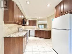 66 MANLEY LANE  Milton, ON L9T 5N8