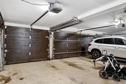 Garage - 