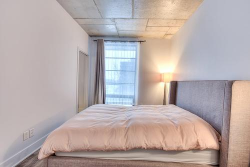 Chambre à coucher - 413-1340 Rue Olier, Montréal (Le Sud-Ouest), QC - Indoor Photo Showing Bedroom