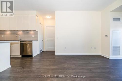 Living - 1001 - 4699 Glen Erin Drive, Mississauga, ON - Indoor Photo Showing Kitchen