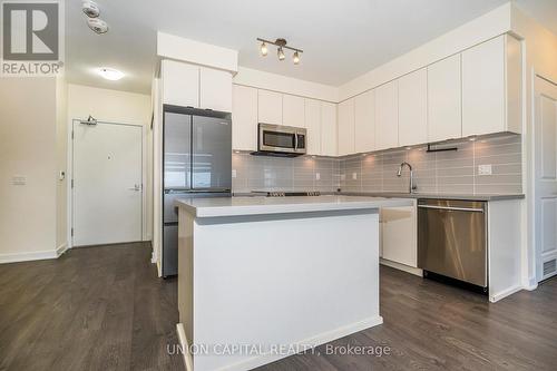 Kitchen - 1001 - 4699 Glen Erin Drive, Mississauga, ON - Indoor Photo Showing Kitchen With Upgraded Kitchen
