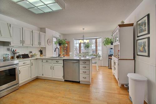 Cuisine - 1759 Ch. Fortin, Magog, QC - Indoor Photo Showing Kitchen