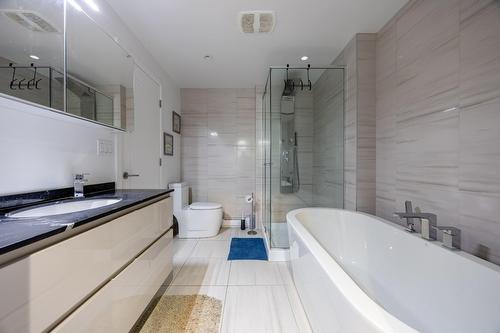 Bathroom - 603-1310 Boul. René-Lévesque O., Montréal (Ville-Marie), QC - Indoor Photo Showing Bathroom