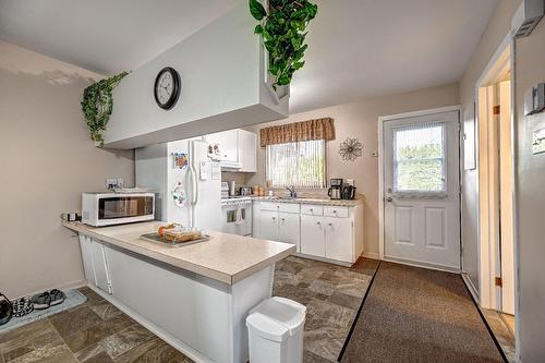 Logement - 2750 Av. Dumesnil, Saint-Hyacinthe, QC - Indoor Photo Showing Kitchen