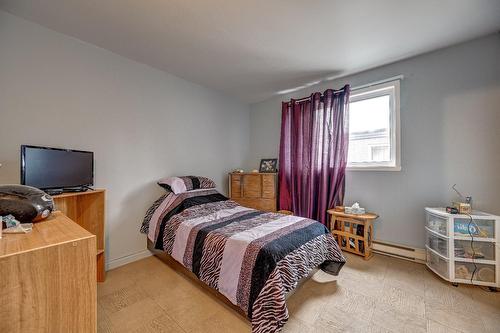 Logement - 2750 Av. Dumesnil, Saint-Hyacinthe, QC - Indoor Photo Showing Bedroom