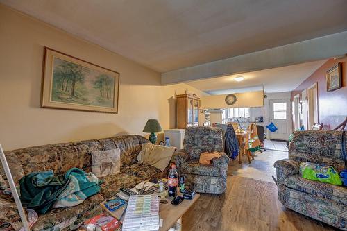 Logement - 2750 Av. Dumesnil, Saint-Hyacinthe, QC - Indoor Photo Showing Living Room