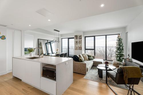 Salon - 708-900 Rue André-Prévost, Montréal (Verdun/Île-Des-Soeurs), QC - Indoor Photo Showing Living Room