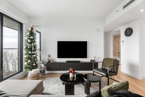 Salon - 708-900 Rue André-Prévost, Montréal (Verdun/Île-Des-Soeurs), QC - Indoor Photo Showing Living Room