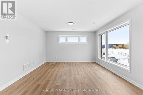 11 - 801 Glenroy Gilbert Drive, Ottawa, ON - Indoor Photo Showing Other Room