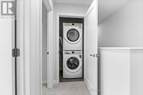 11 - 801 Glenroy Gilbert Drive, Ottawa, ON - Indoor Photo Showing Laundry Room