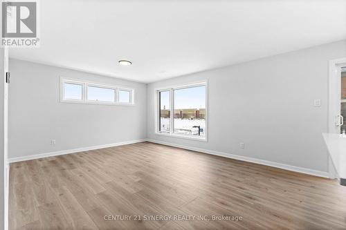 11 - 801 Glenroy Gilbert Drive, Ottawa, ON - Indoor