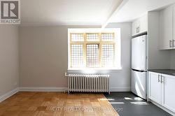 525 - 398 AVENUE ROAD  Toronto, ON M4V 2H4