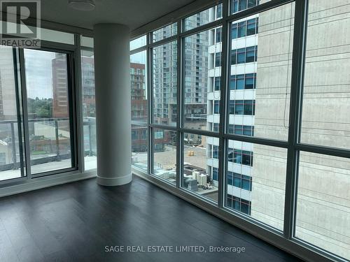 805 - 30 Roehampton Avenue, Toronto, ON - Indoor Photo Showing Other Room