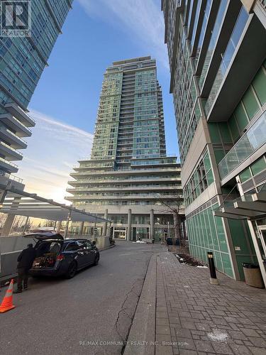 Ph 3 - 60 Town Centre Court, Toronto, ON - Outdoor