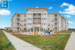 124 - 50 LAKEBREEZE DRIVE  Clarington, ON L1B 0V9