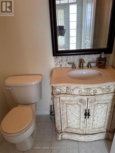 201 Box Grove Bypass, Markham, ON - Indoor Photo Showing Bathroom