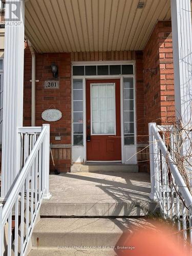 201 Box Grove Bypass, Markham, ON - Outdoor With Exterior