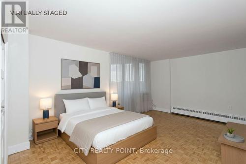 403 - 485 Huron Street, Toronto, ON - Indoor Photo Showing Bedroom