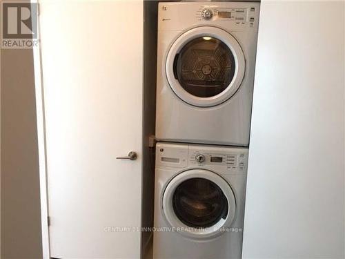4508 - 2212 Lakeshore Boulevard W, Toronto, ON - Indoor Photo Showing Laundry Room
