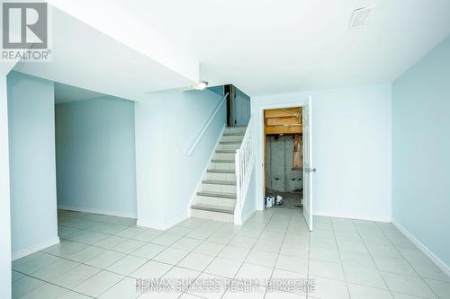 384 Flagstone Way W, Newmarket, ON - Indoor Photo Showing Other Room