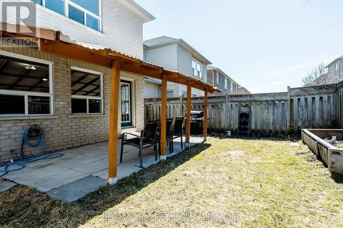 384 Flagstone Way W, Newmarket, ON - Outdoor With Exterior