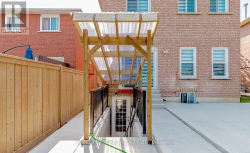 Upper - 44 Leatherhead Court, Brampton, ON - Outdoor With Exterior