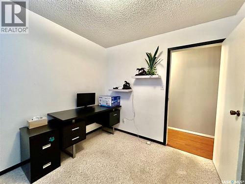 700 9Th Avenue W, Nipawin, SK - Indoor