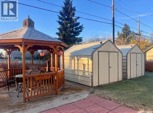 700 9Th Avenue W, Nipawin, SK - Outdoor