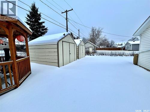 700 9Th Avenue W, Nipawin, SK - Outdoor