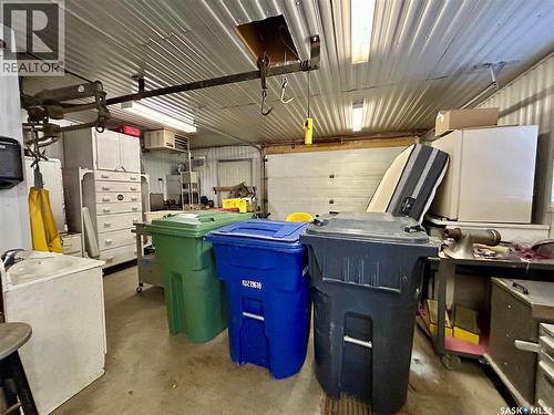 700 9Th Avenue W, Nipawin, SK - Indoor