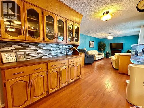 700 9Th Avenue W, Nipawin, SK - Indoor