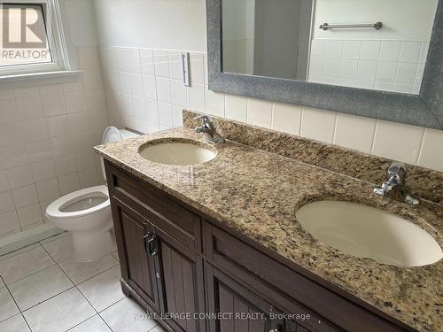 4130 Lawrence Avenue E, Toronto, ON - Indoor Photo Showing Bathroom