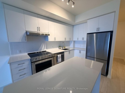 1412-27 Korda Gate, Vaughan, ON - Indoor Photo Showing Kitchen