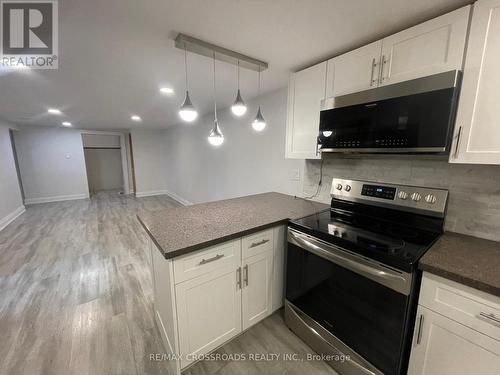 Lower - 493 Upper Gage Avenue, Hamilton, ON - Indoor Photo Showing Kitchen