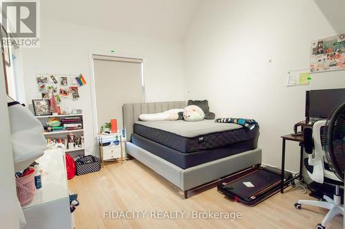 99 Fourth Avenue, Ottawa, ON 