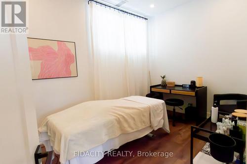 99 Fourth Avenue, Ottawa, ON 