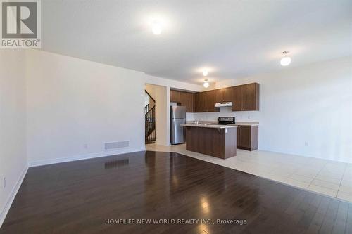 7 Cherna Avenue, Markham, ON - Indoor Photo Showing Kitchen