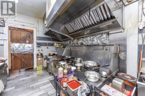 730 Lakeshore Road E, Mississauga, ON 