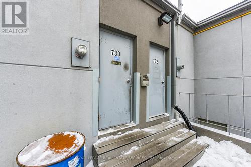 730 Lakeshore Road E, Mississauga, ON 