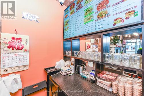 730 Lakeshore Road E, Mississauga, ON 