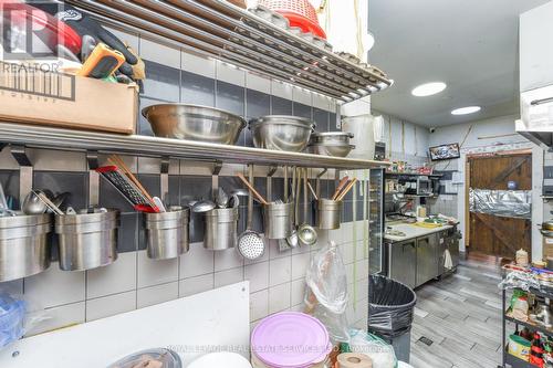 730 Lakeshore Road E, Mississauga, ON 