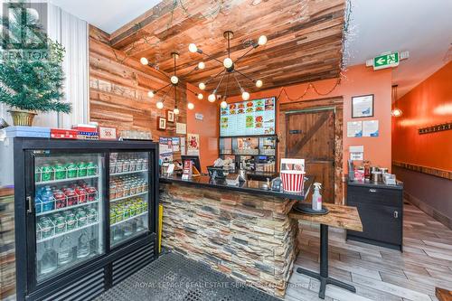 730 Lakeshore Road E, Mississauga, ON 