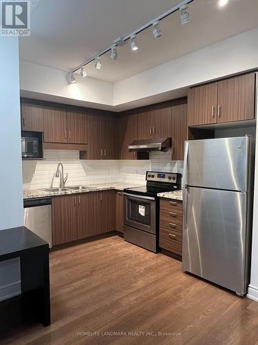 716 - 38 Cedarland Drive, Markham, ON - Indoor Photo Showing Kitchen With Double Sink