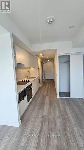 3309 - 82 Dalhousie Street, Toronto, ON - Indoor Photo Showing Kitchen