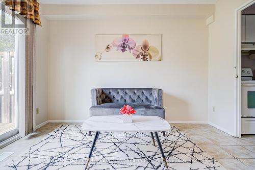 2 - 401 Keats Way, Waterloo, ON - Indoor